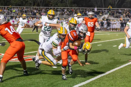 High School Football Roundup: Seminoles Handle Red Knights; St. Clairsville Edges Out Bruins